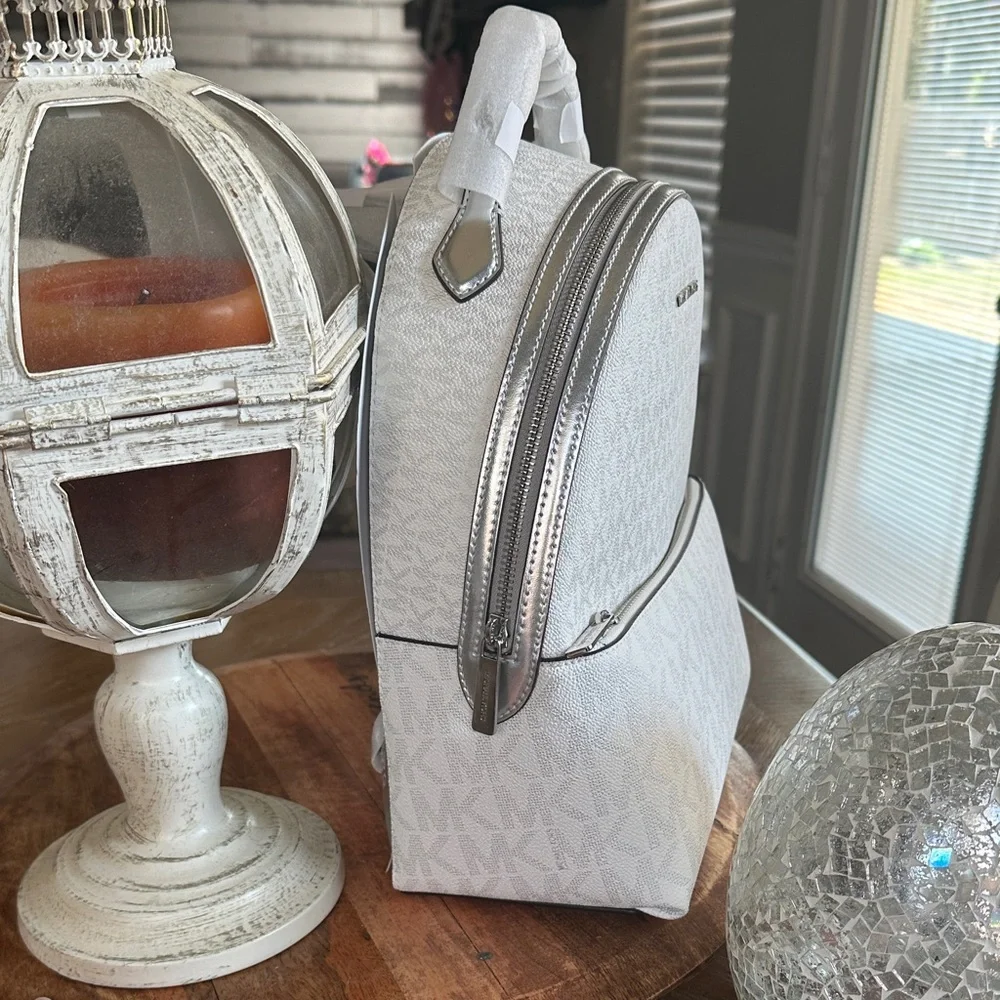 MICHAEL Michael Kors White Signature MK Dome Backpack - Picture 4 of 8
